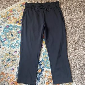 NWOT Lululemon On The Fly crop